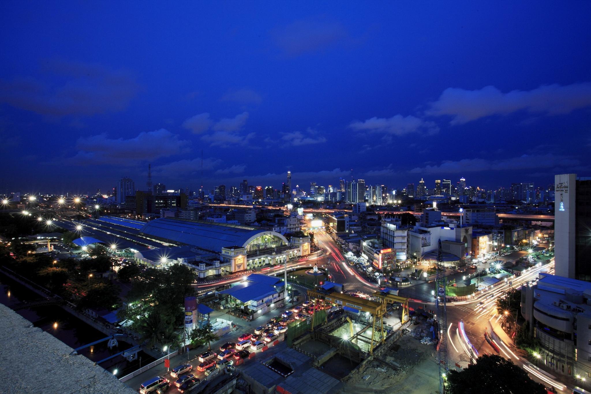 The Quarter Hualamphong By Uhg Otel Bangkok Dış mekan fotoğraf