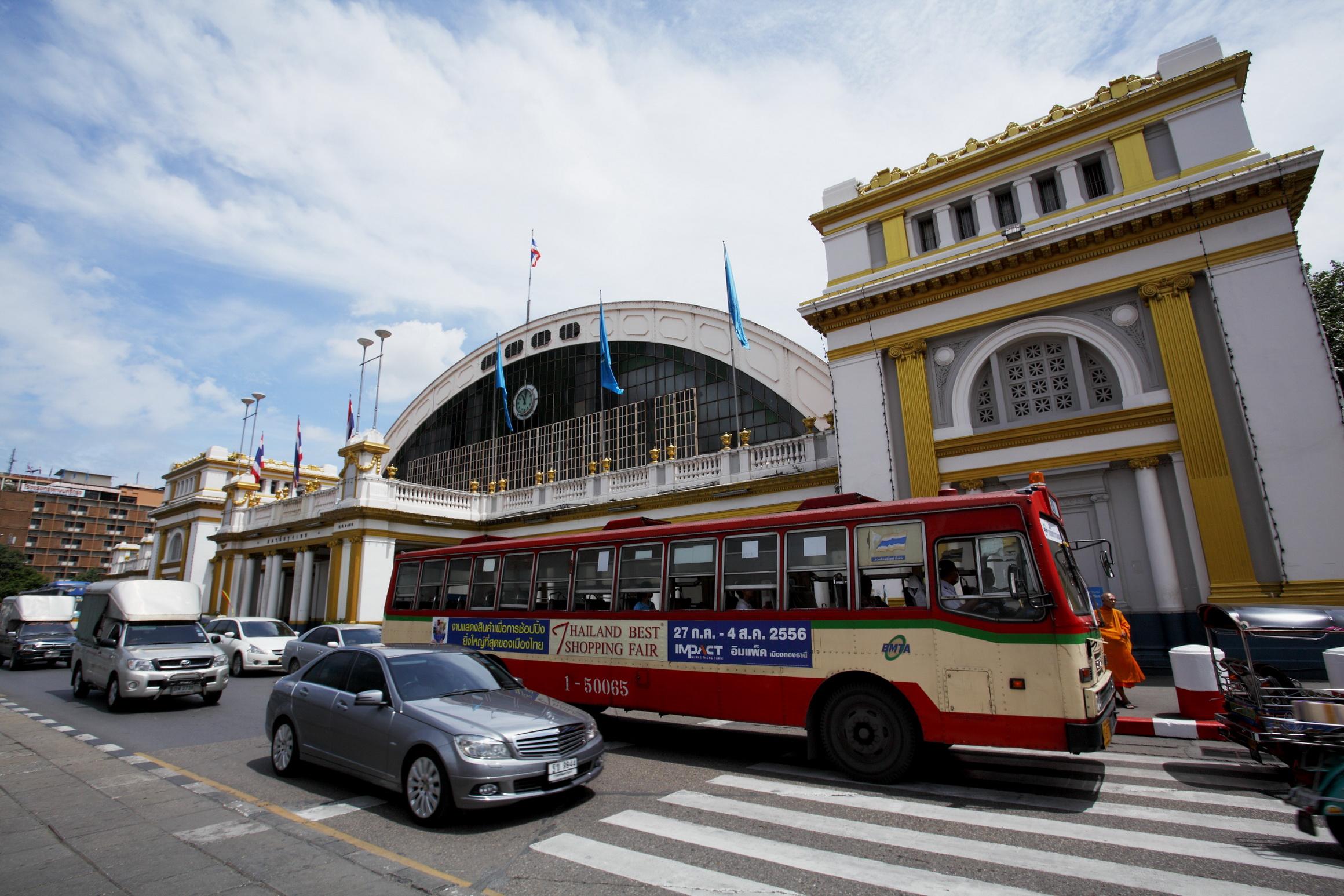 The Quarter Hualamphong By Uhg Otel Bangkok Dış mekan fotoğraf